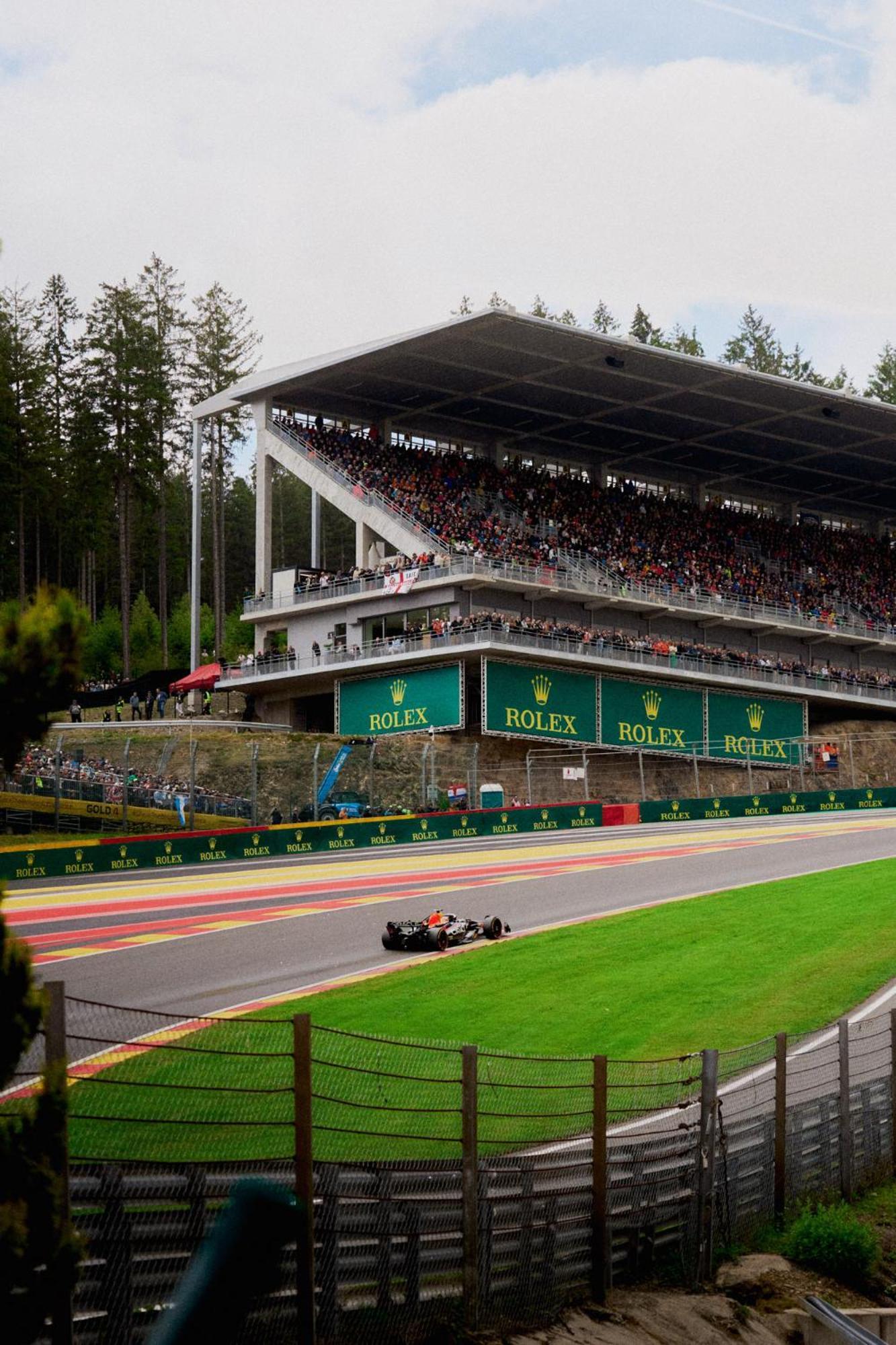 Grandprixcamp Closest To The Track Including Track View Stavelot Exterior photo